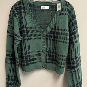 Hollister Women's Green plaid cropped cardigan preppy academia medium NWT